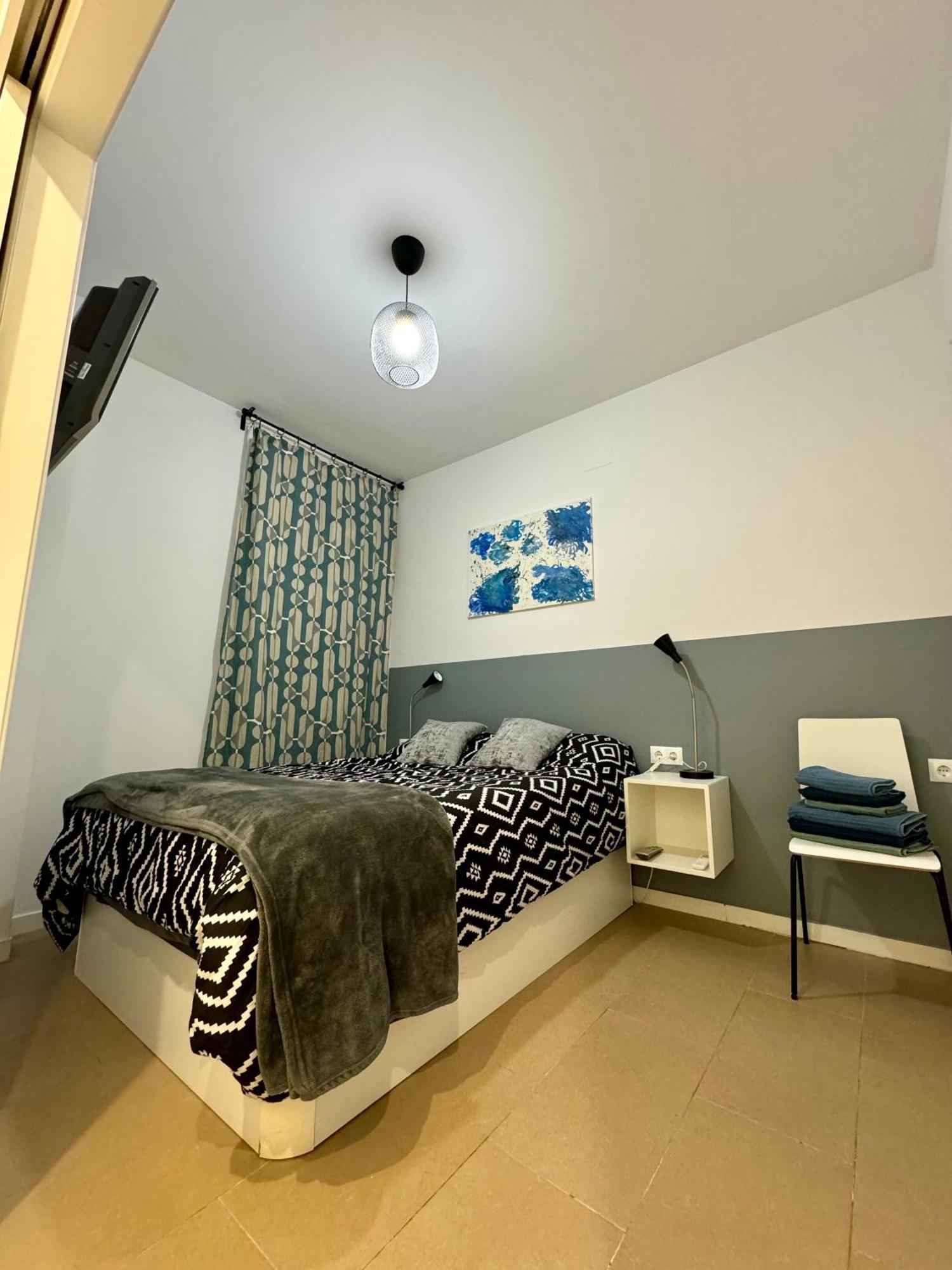 Moderno Apartamento Con Parking,Tarrassa, Barcelona Terrassa Buitenkant foto